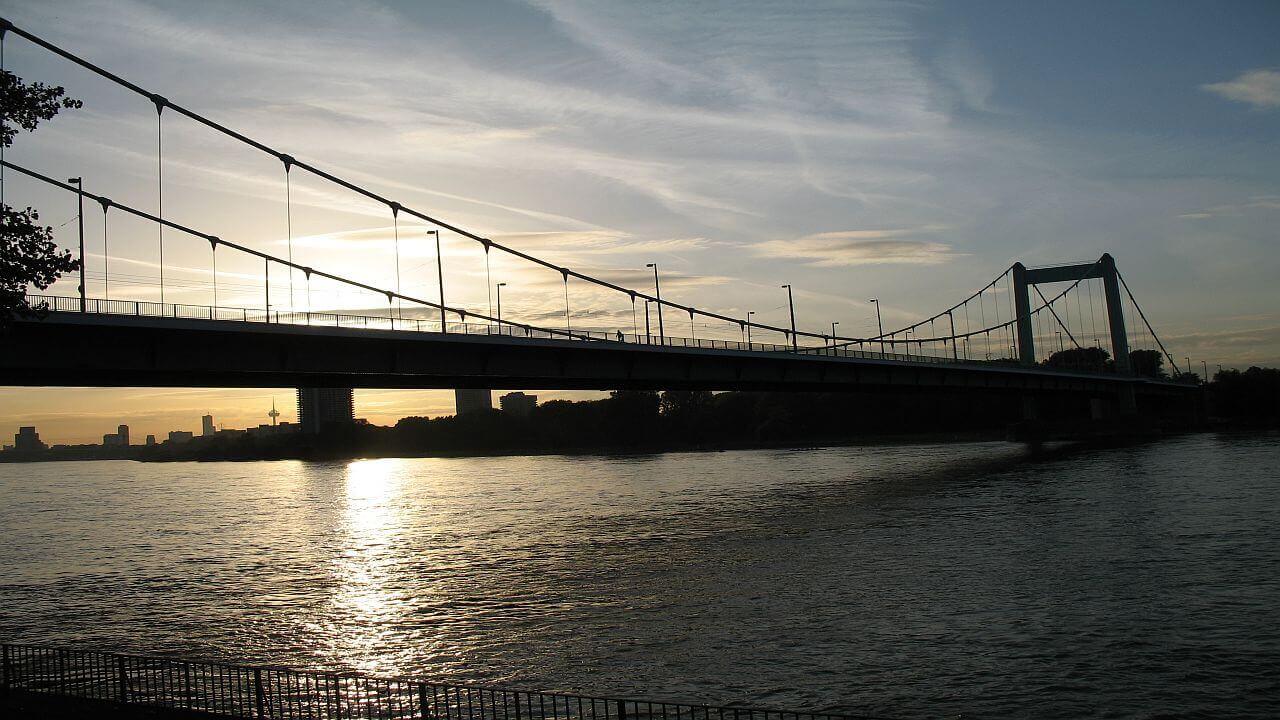 Local SEO Köln - Rheinbrücke in Köln-Mülheim